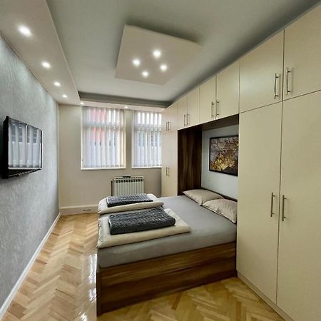 Apartment Square Sarajevo Buitenkant foto