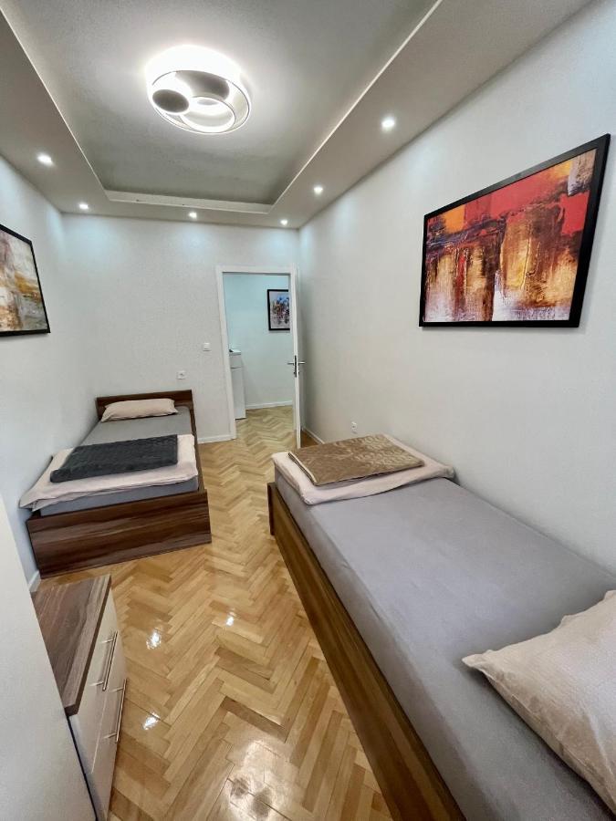 Apartment Square Sarajevo Buitenkant foto